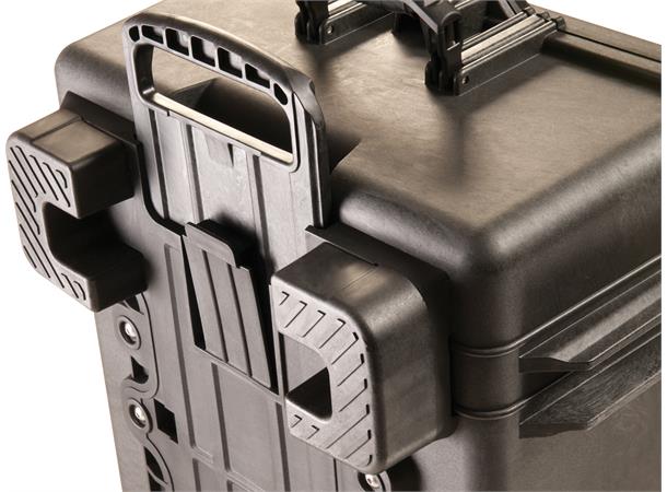 PELI CASE 1610M m/store hjul, m/skum Innv. mål: 553x424x270 mm