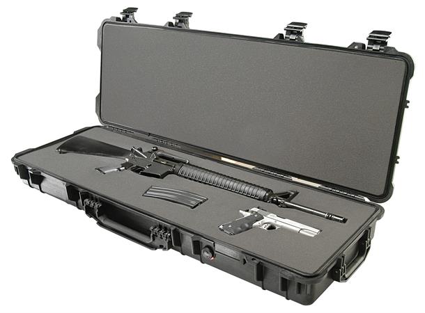 PELI CASE 1720 m/skum, sort Innv. mål: 1067x343x133 mm