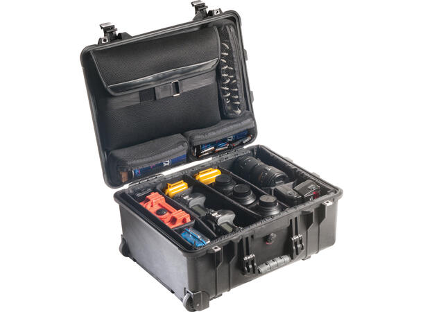 PELI CASE 1560 m/skillevegger og PC-innl Innv. mål: 506x380x229 mm
